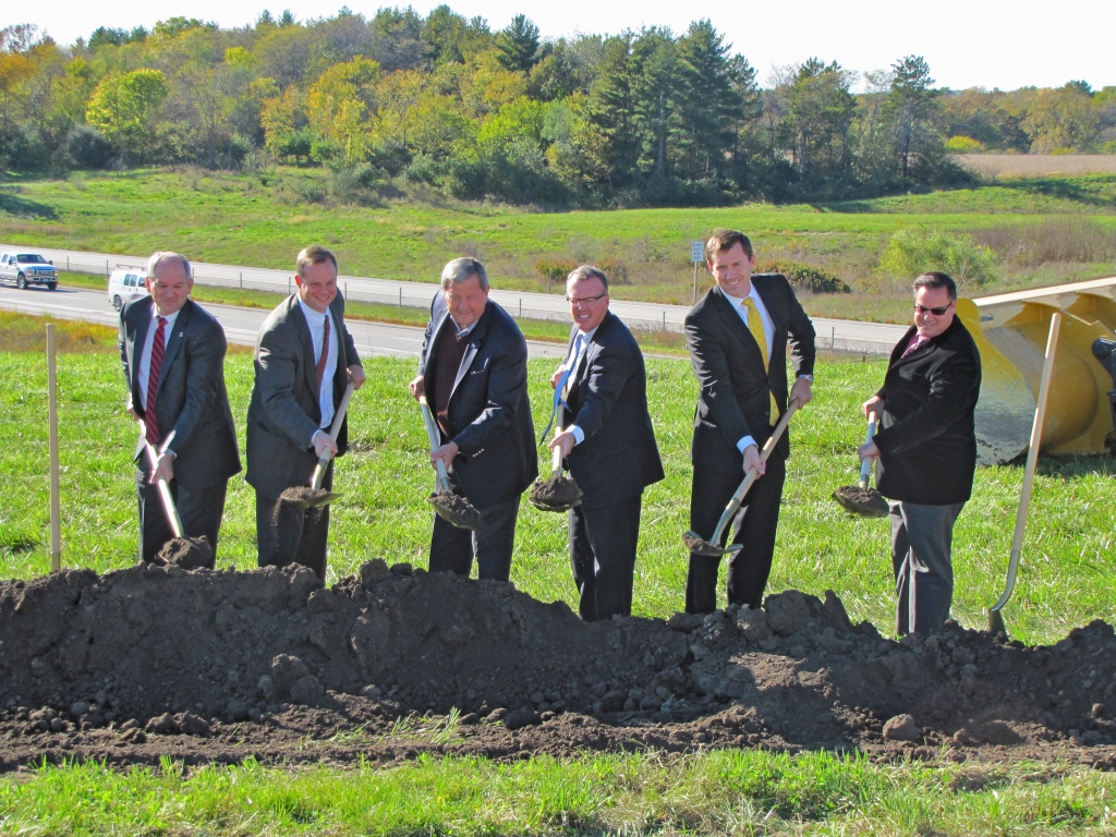 INTERCHANGE Groundbreaking_ Latham1